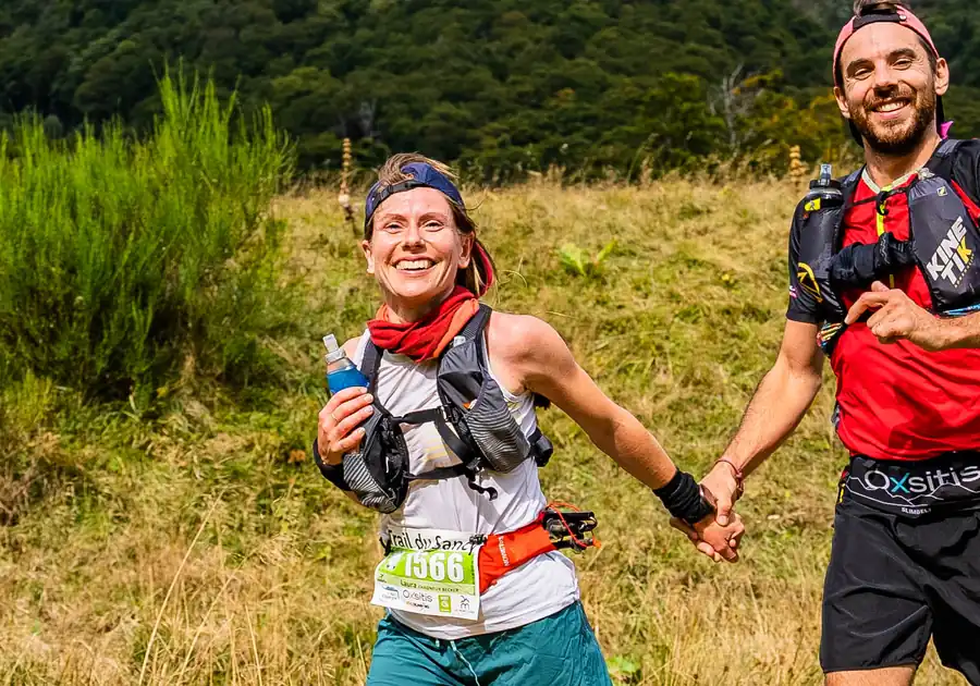 Coureuse au dossard 1566 sur le Trail du Sancy, reconnue à son visage et à son dossard